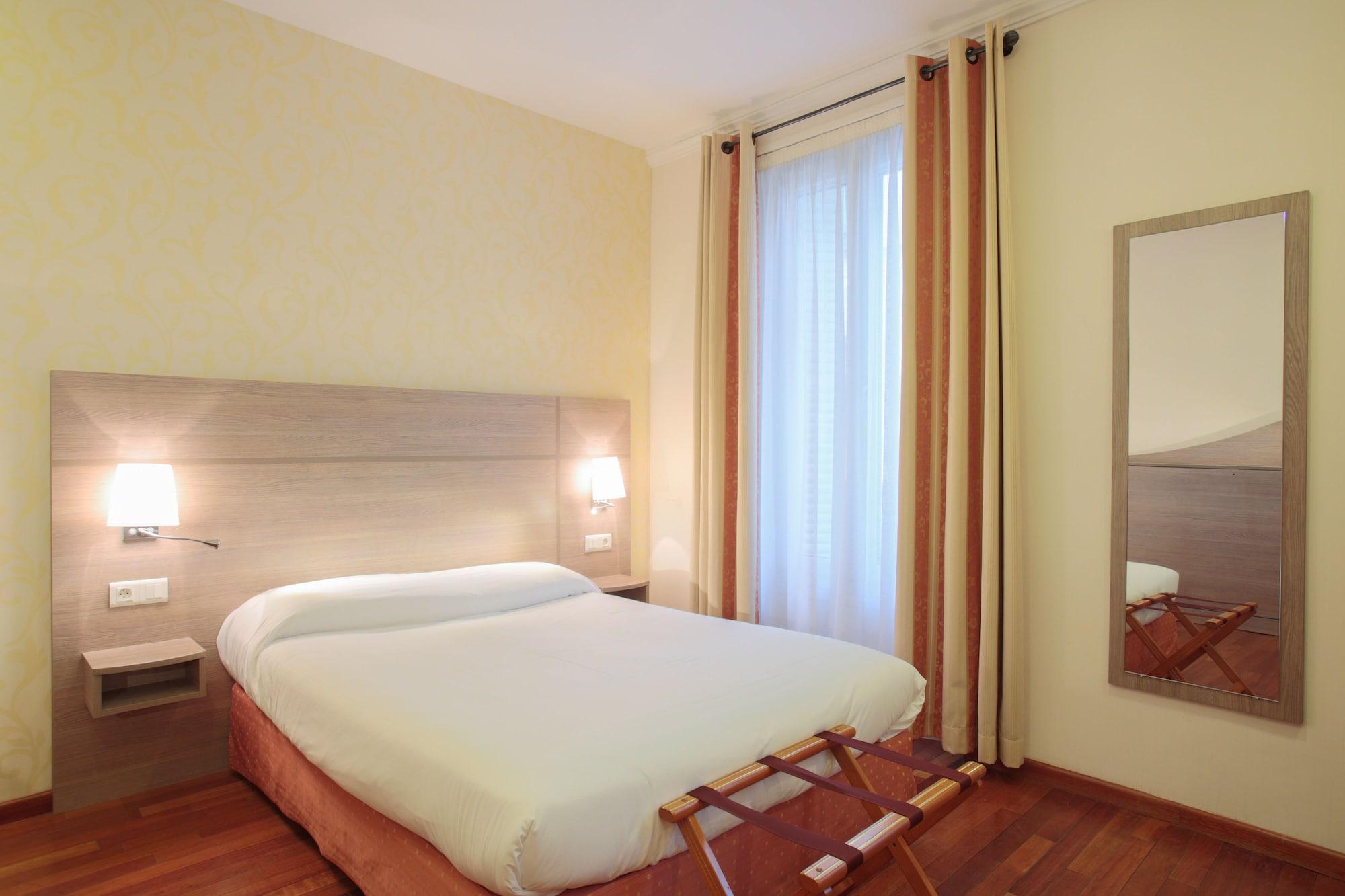 פריז Grand Hotel Du Loiret מראה חיצוני תמונה